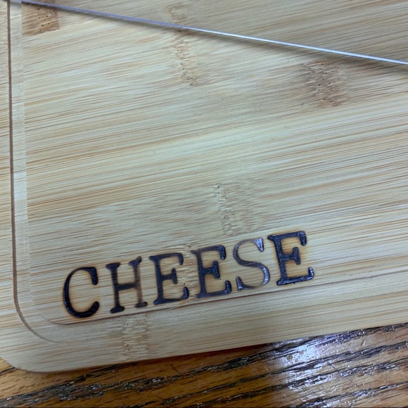 Lidded cheese board - Picture 2 of 2